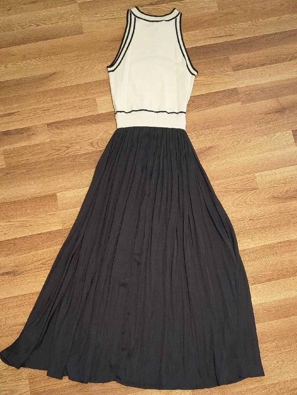 Rachel Zoe Sleeveless Two-Tone Maxi Dress in White and Black - Picture 7 of 10